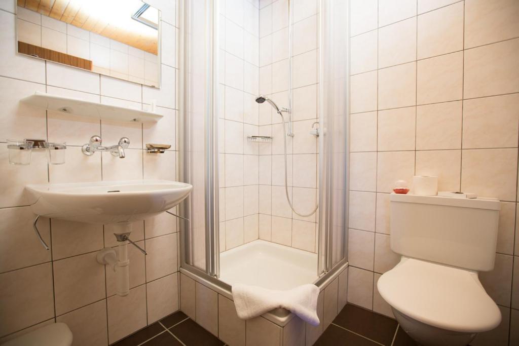 Sonnegg Hotel Zweisimmen Phòng bức ảnh