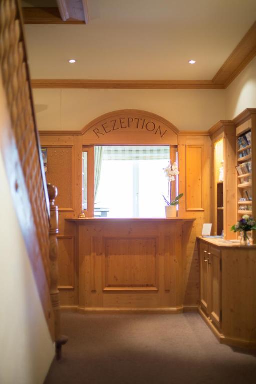 Sonnegg Hotel Zweisimmen Ngoại thất bức ảnh